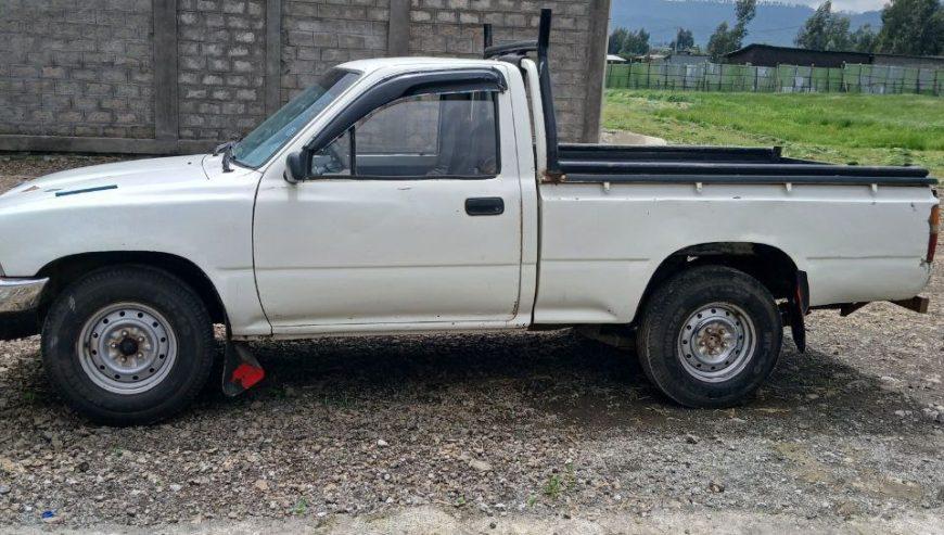 1989 Model-Toyota Pick up