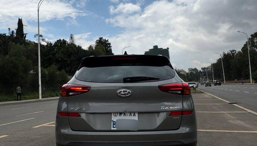 2020 Model-Hyundai Tucson