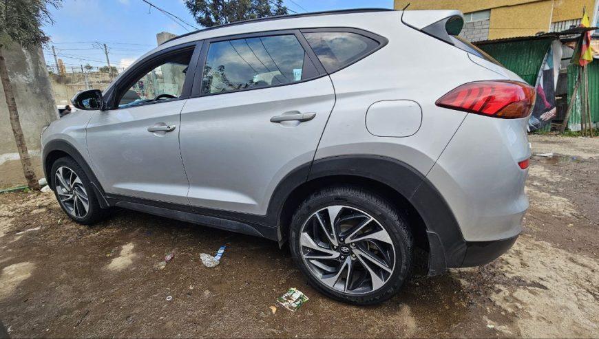 2020 Model-Hyundai Tucson