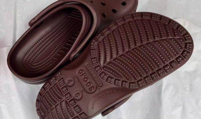 Crocs Womens’s Shoes