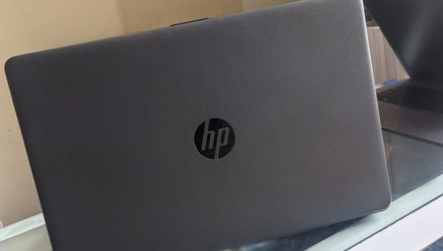 Hp notebook Core i3 7th Generation Laptop