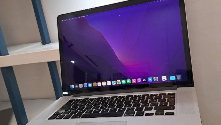 Apple MacBook Pro Core i7 Laptop