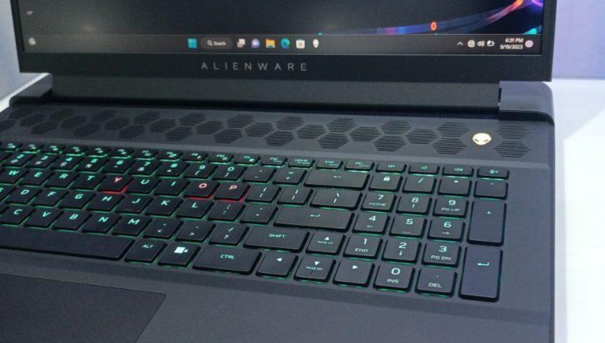 Alienware M18 AMD Ryzen 9 Gaming Laptop