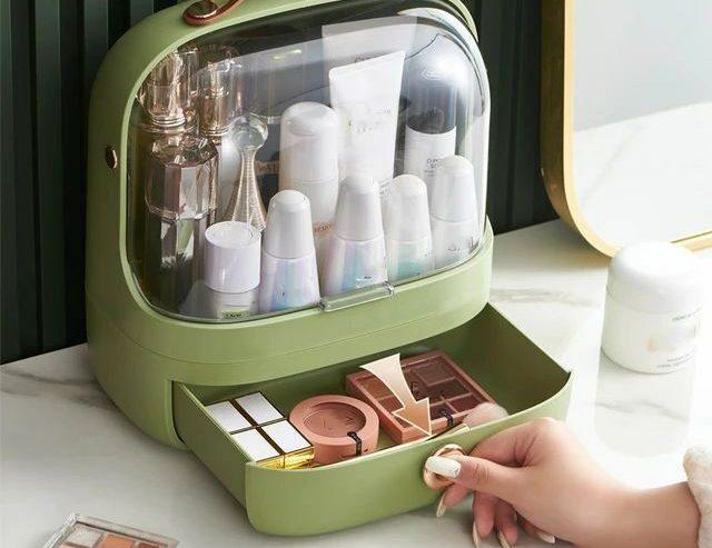 Large Capacity Cosmetic Storage Box