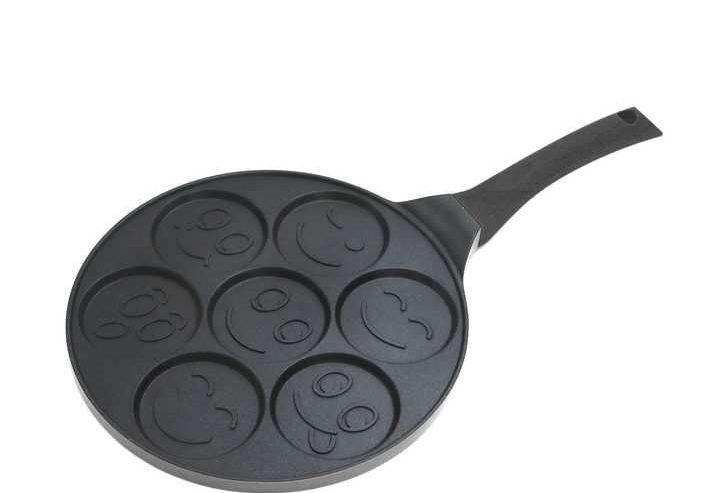 Smiley Face Non Stick Pancake Pan