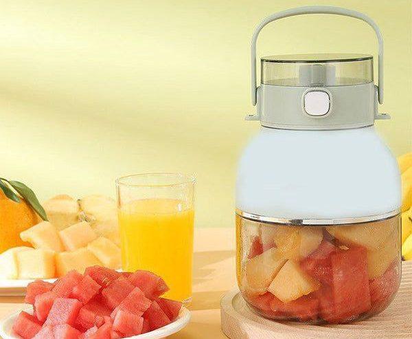 Multi-Purpose Juicing Bottle