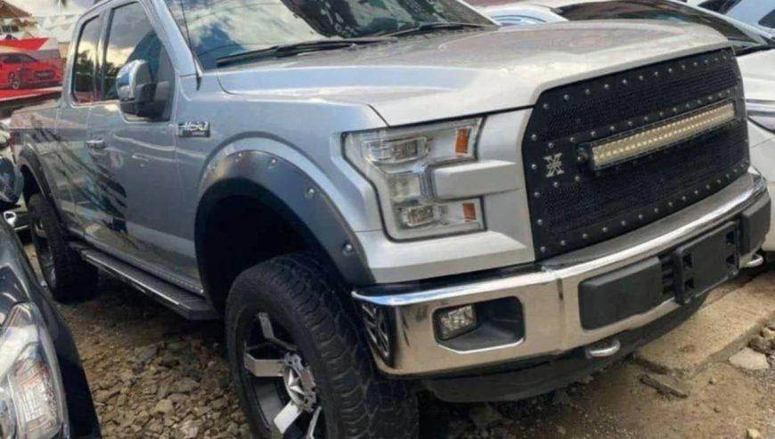 2017 Model-Ford F-150 Lariat Extended Cab