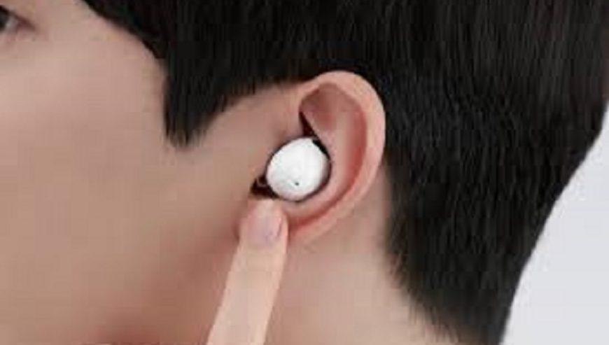 True Wireless Bluetooth Earbuds