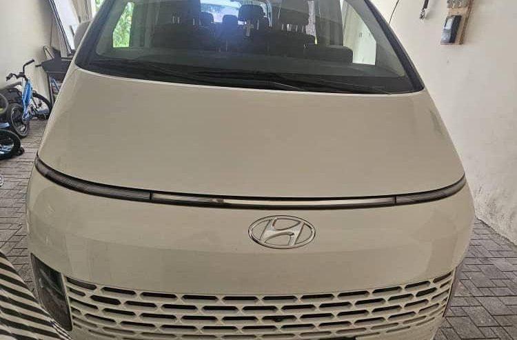 2022 Model-Hyundai Staria