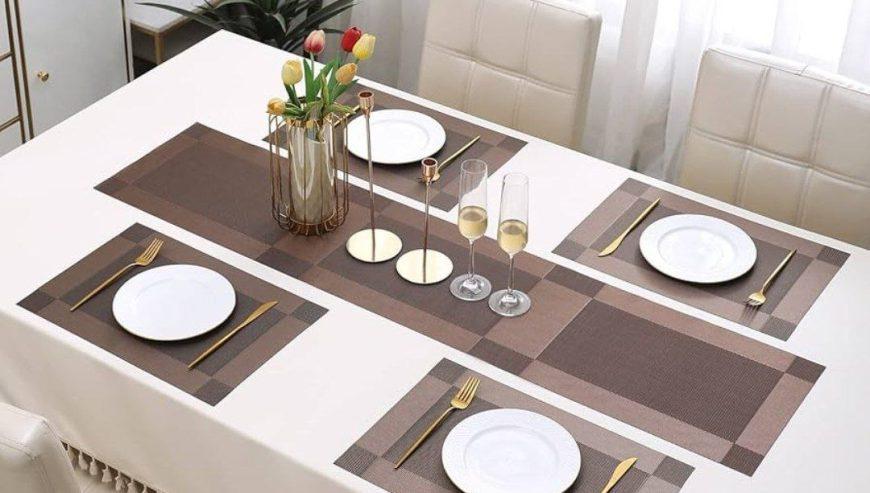 4 Pieces Tablemats With Table Runner