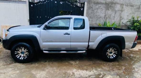 2010 Model-Toyota Tacoma