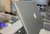 MacBook pro 2010 Core i5 Laptop