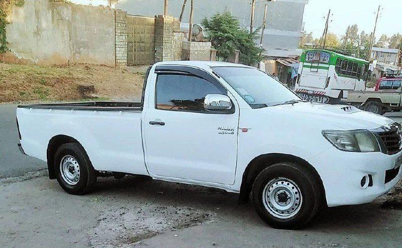 2011 Model-Toyota Hilux D4D