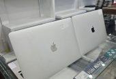 Apple MacBook pro M1  2020