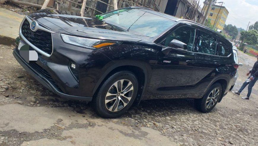 2022 Model-Toyota Highlander GLE