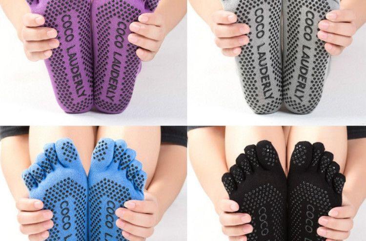 Non-slip Sweat-absorbent Yoga Socks Split Toe Socks