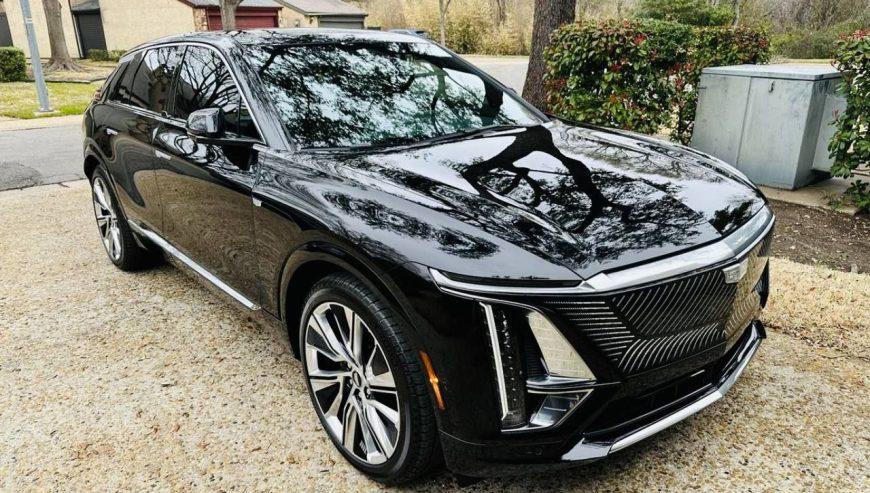 2023 Model-Cadillac Lyriq 450E