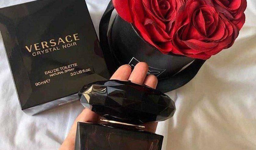 Versace Crystal Noir Perfume