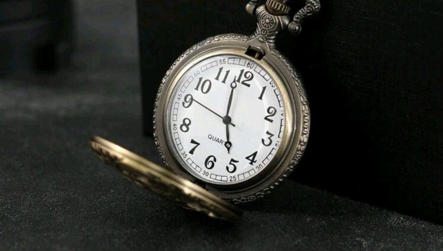 Classic Vintage Chain Quartz Pocket Watch