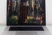 Apple MacBook Pro Laptop