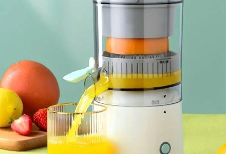 Portable Electric Citrus Juicer