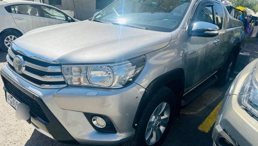 2017 Model-Toyota Hilux