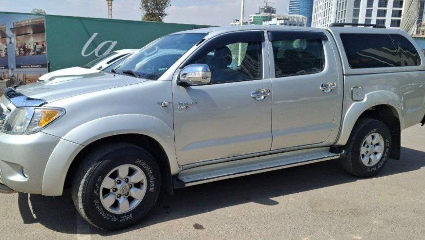 2011 Model-Toyota Hilux Double-Cab