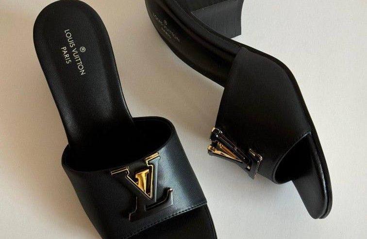  Louis Vuitton Ladies Shoes