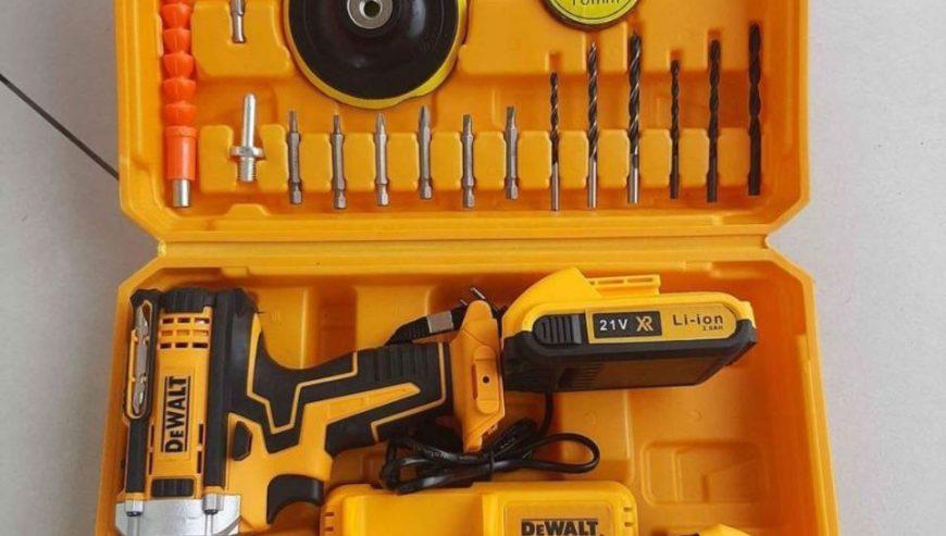 DeWalt Rechargeable Drill with Full accessories