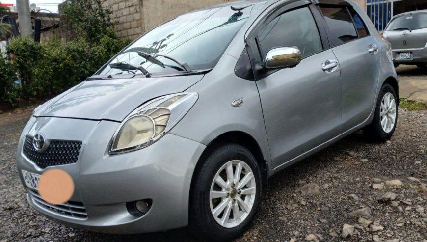 2006 Model-Toyota Yaris Compact