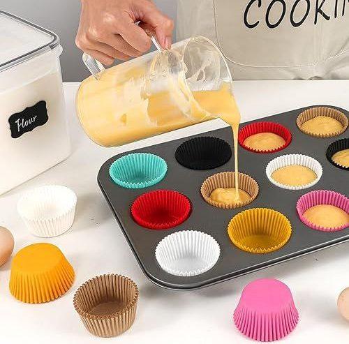  12 Holes Cup + Silicon Baking Molds Muffin Pan