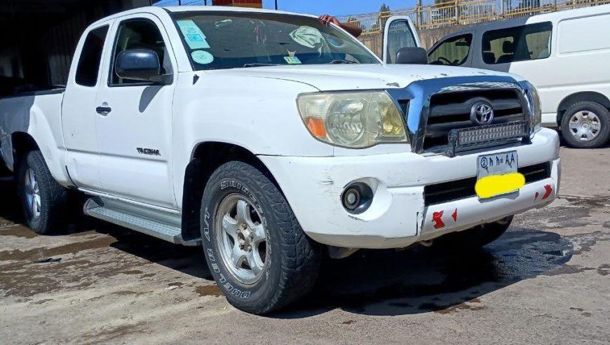 2008 Model-Toyota Tacoma