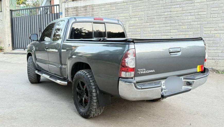 2013 Model-Toyota Tacoma