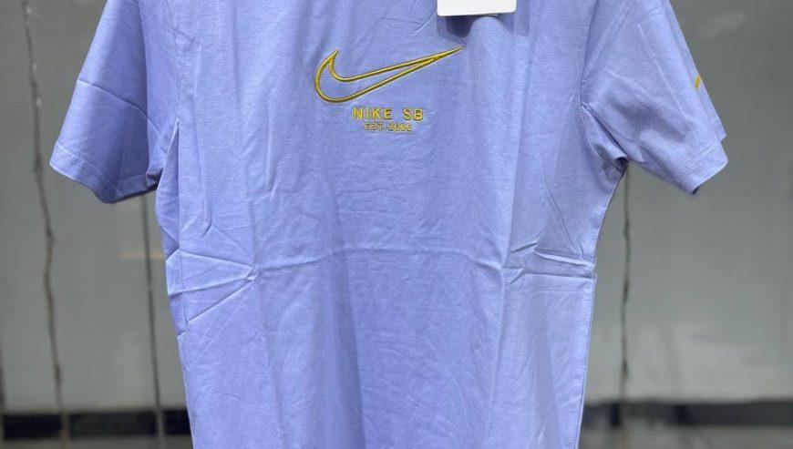 Nike T-shirt