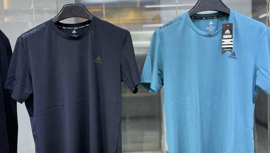 Adidas O T-shirts