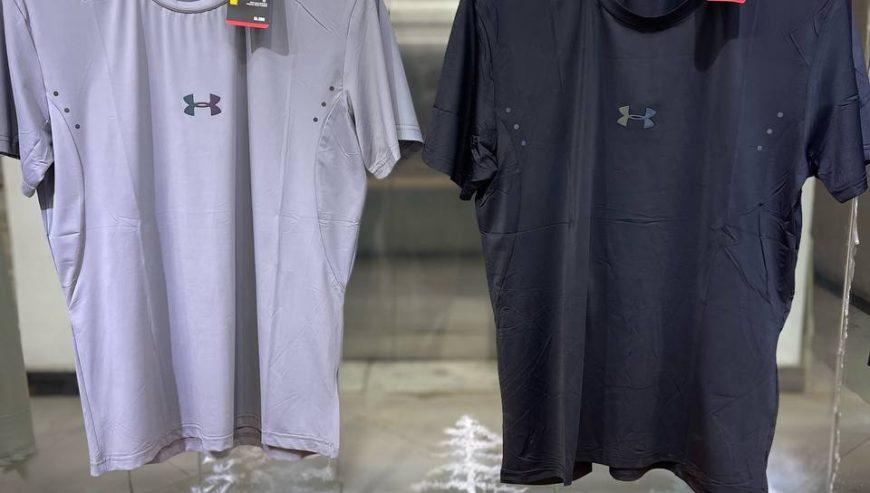 Under Armour O Tshirt