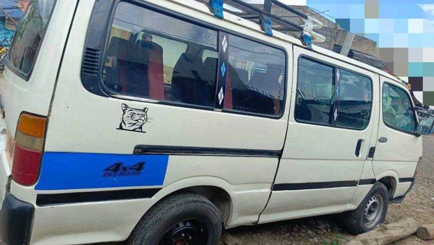 2002 Model-Toyota 5L Minibus