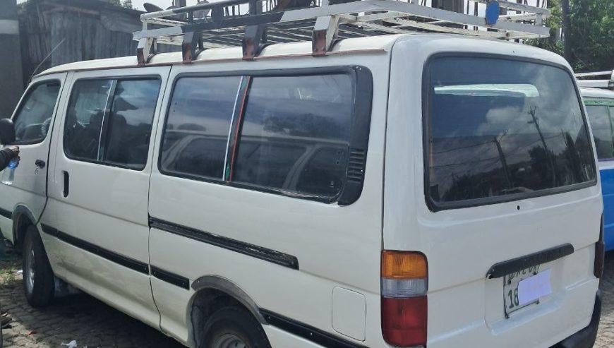 1995 Model-Toyota Hiace 3L